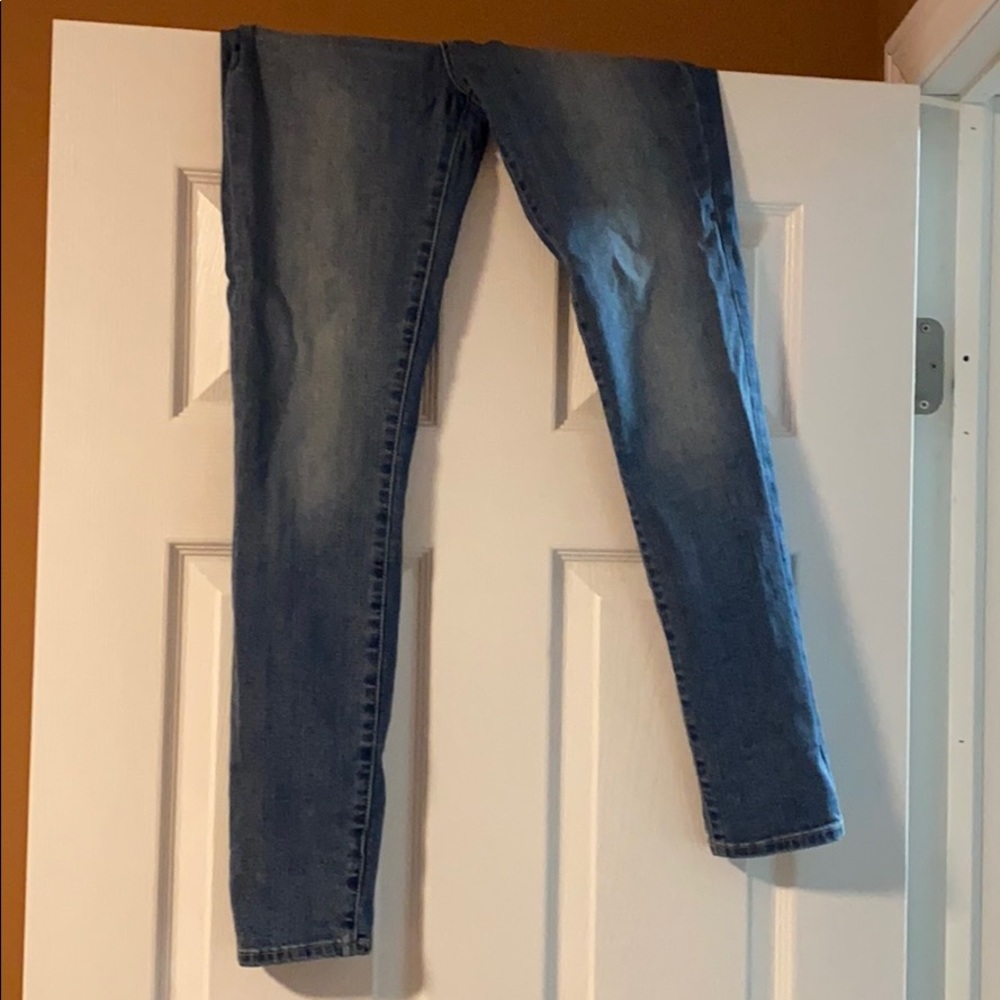 Lucky Jeans
